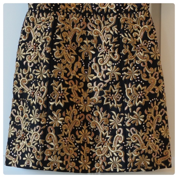 ALICE + OLIVIA Kristian Embellished Embroidered Dress - Picture 12 of 16